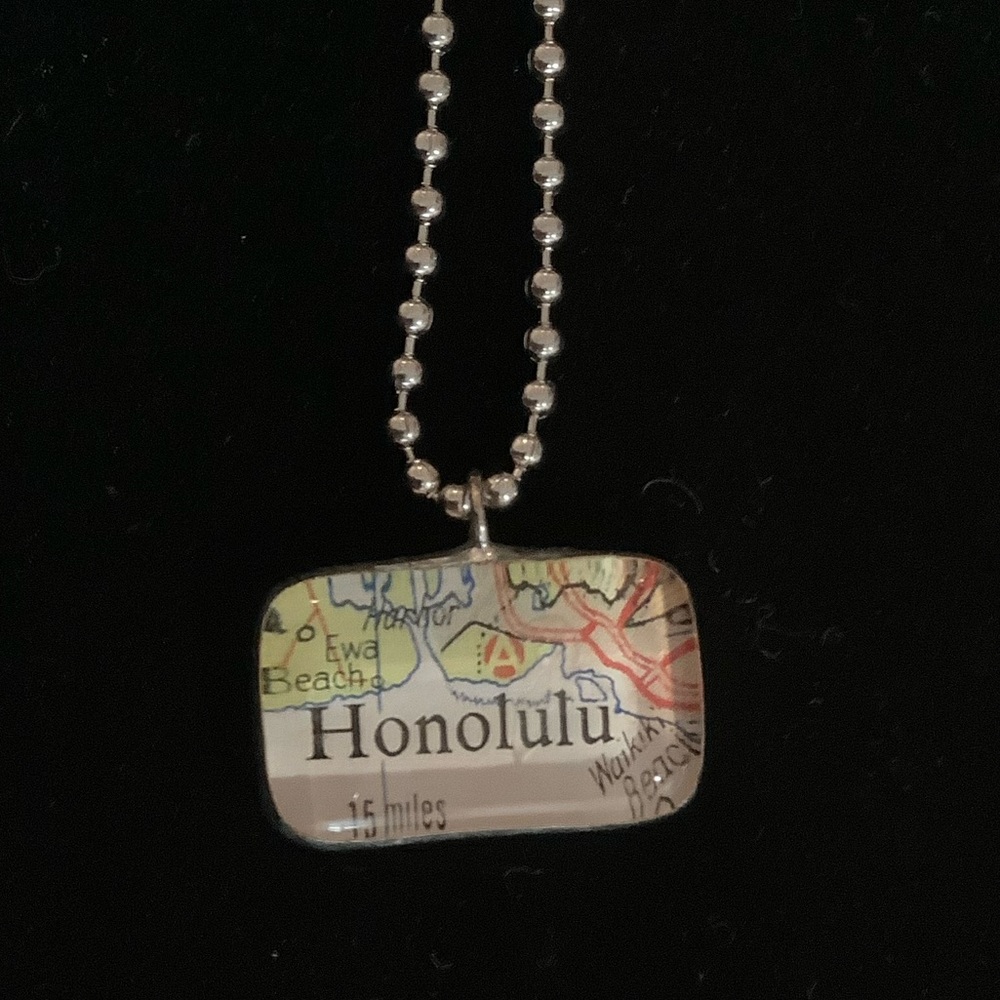 Honolulu Resin Map pendant